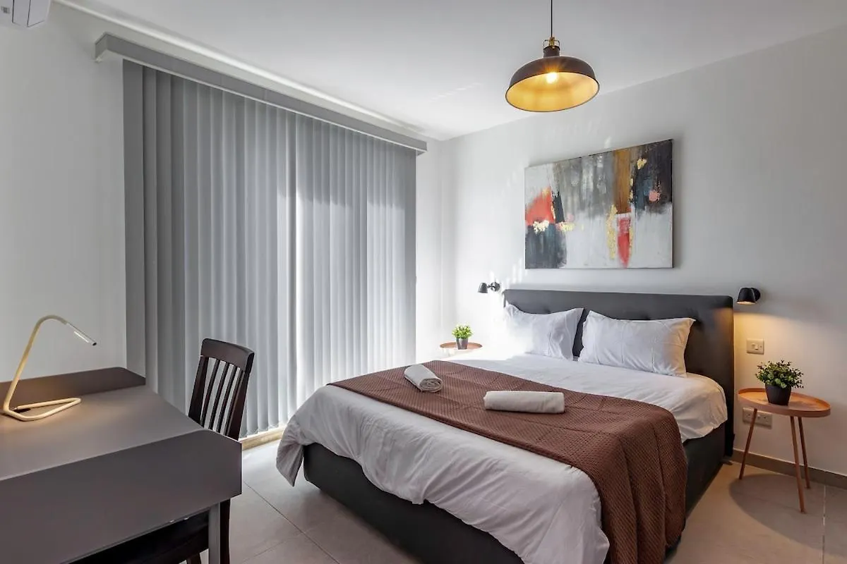 Stylish & Cozy 2Br In Prime Location Close To Beach Is-Swieqi Apartment
